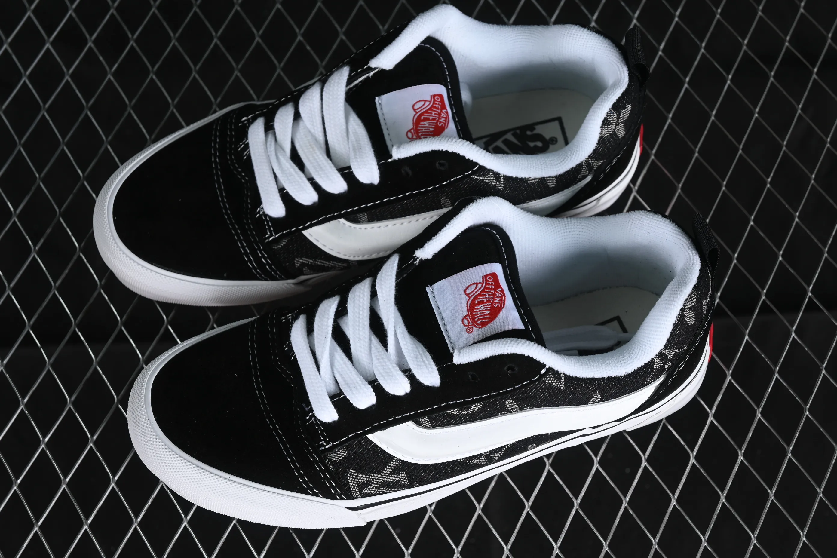 All categories Vans Vans series Vans Low Vans low-top Vans Knu-Skool high-end customized joint denim presbyopic bread shoes VN0009QC6BT